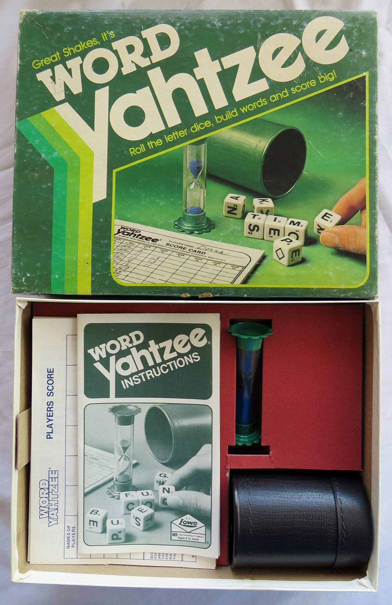 VINTAGE GAME -- Word Yahtzee -- Roll the letter dice, build words and score big! -- 1982 Milton Bradley