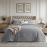 Bedsure Quilts Queen Size - Grey Bedspread Queen Size & Lightweight Comforter, Modern Coverlet with Clover Pattern, Ultra Soft All-Season Bedding, 90 x 96 Inches