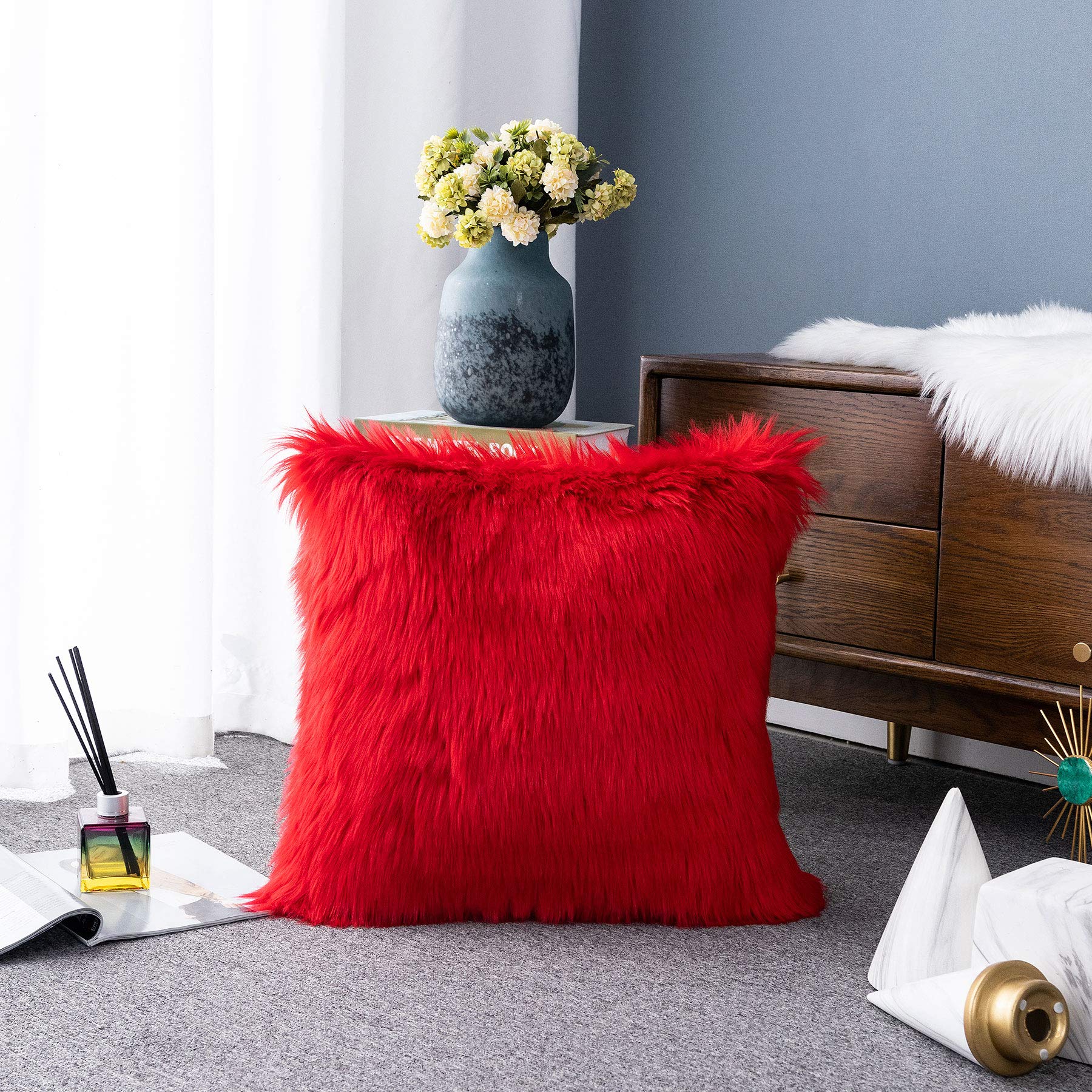 LIGICKY Luxury Series Soft Faux Fur Cushion Cover Decorative Square Plush Pillow Case Throw Pillow Cover for Couch Sofa Bed (Red, 16 x 16 Inch)