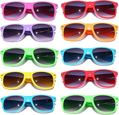 drake wearing glasses