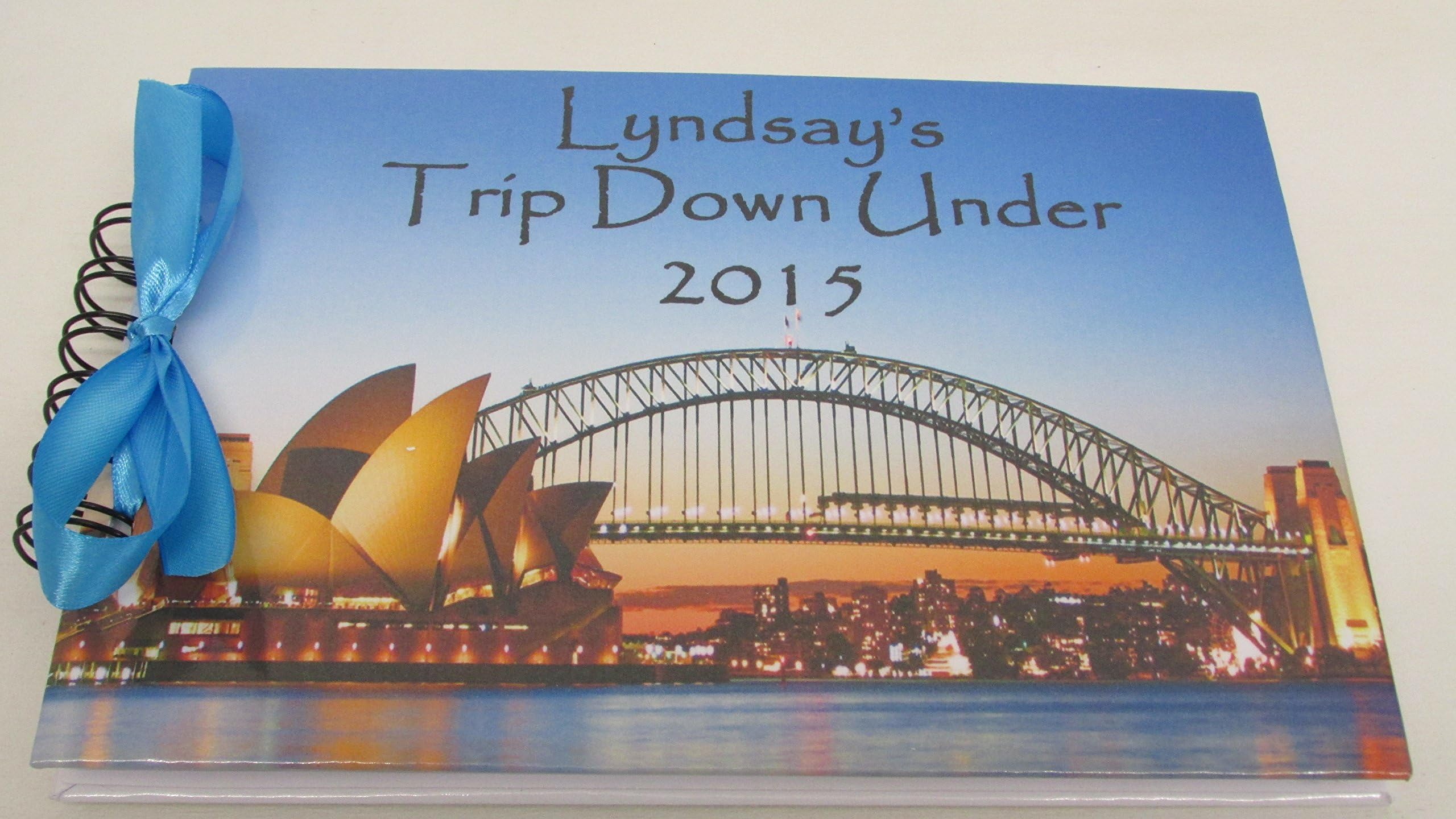 PERSONALISED TRAVEL AUSTRALIA EMIGRATING PRESENT GIFT SCRAPBOOK ALBUM BOOK & FREE Delivery in the UK