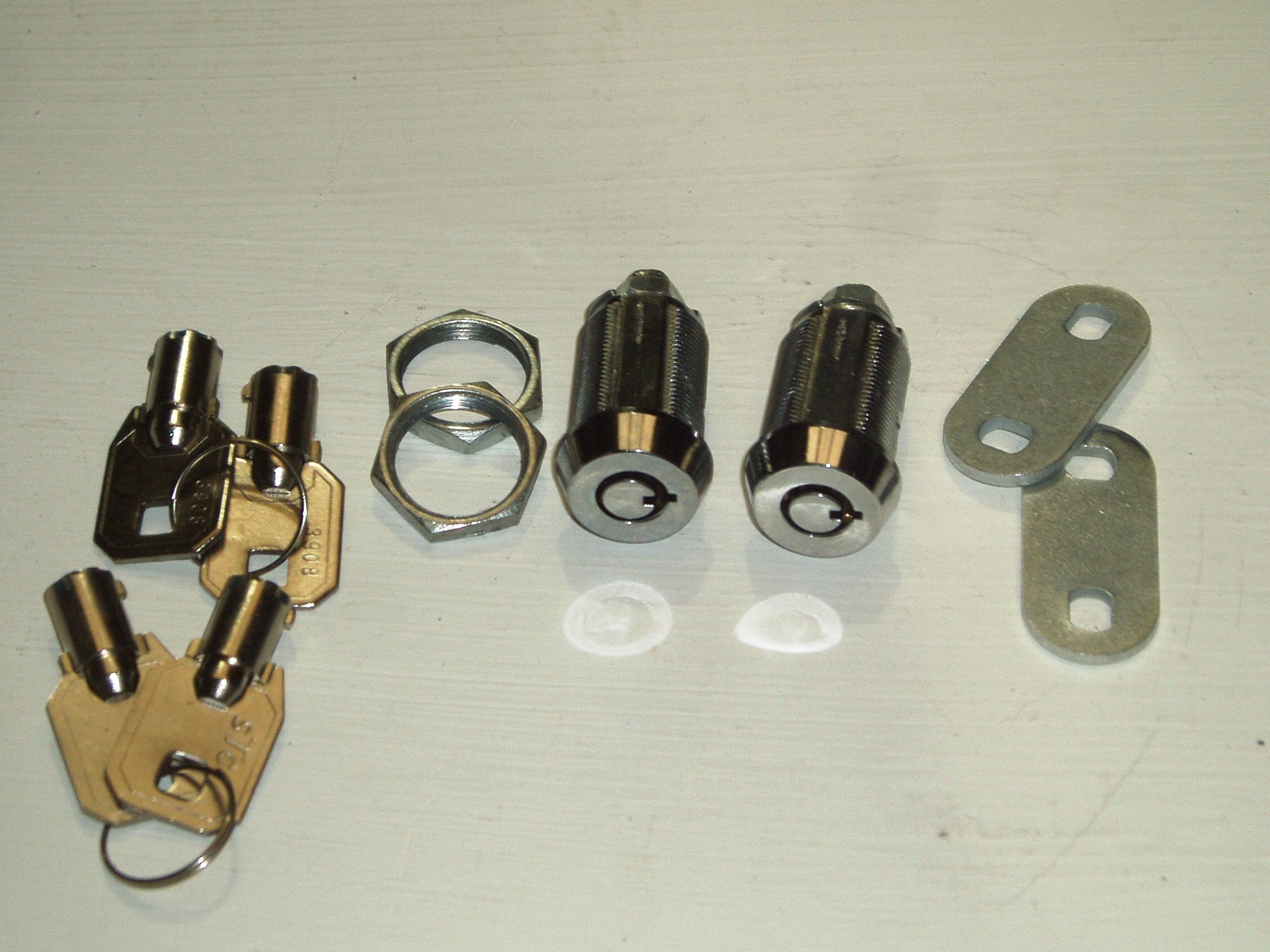 2 x FRUIT MACHINE BARREL SECURITY LOCKS AND KEYS**