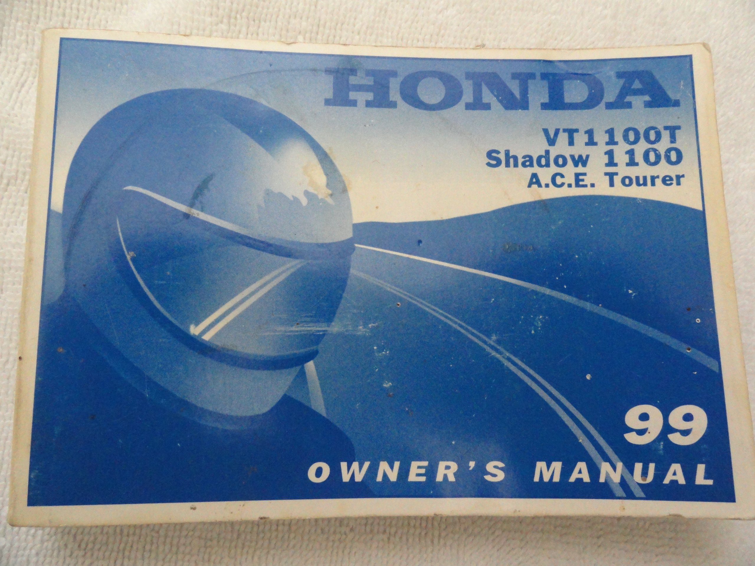 1999 Honda VT1100 Shadow A.C.E Tourer Owners Manual 1100 T Paperback – 1999