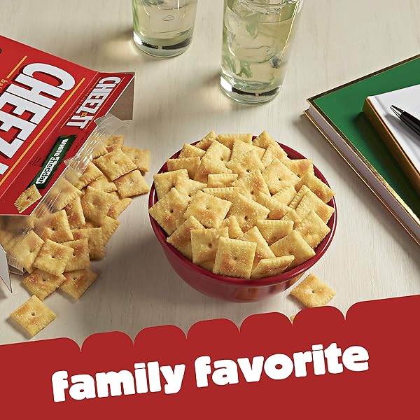 CHEEZ-IT BAKED SNACK CHEESE CRACKERS, WHITE CHEDDAR, FAMILY SIZE, 21 OZ BOX
