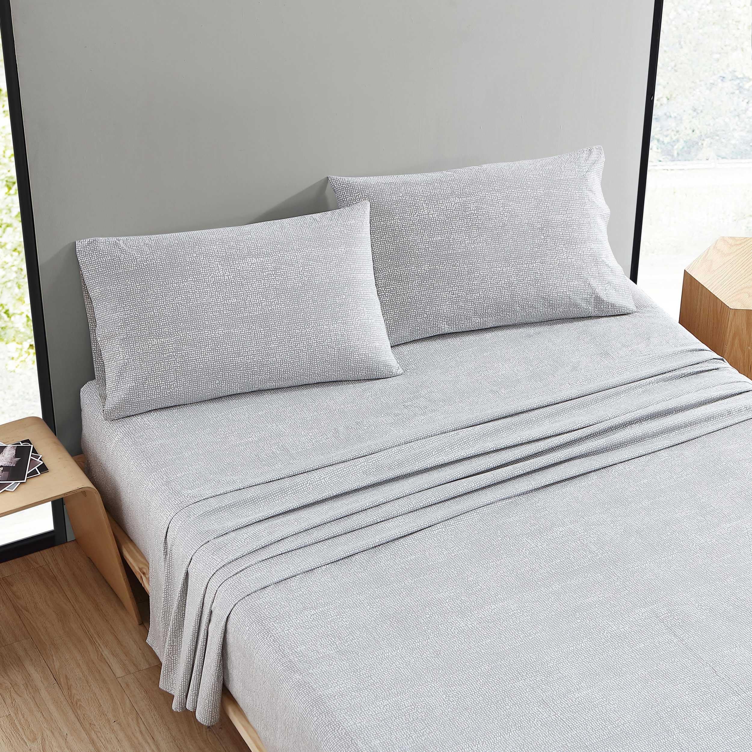 Marimekko – Full Sheet Set, Premium Cotton Percale Bedding Set with Matching Shams, Lightweight & Breathable Bed Essentials (Orkanen Grey, Full)