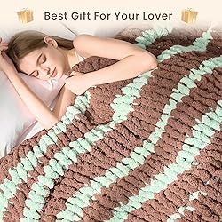 L'AGRATY Chunky Knit Blanket