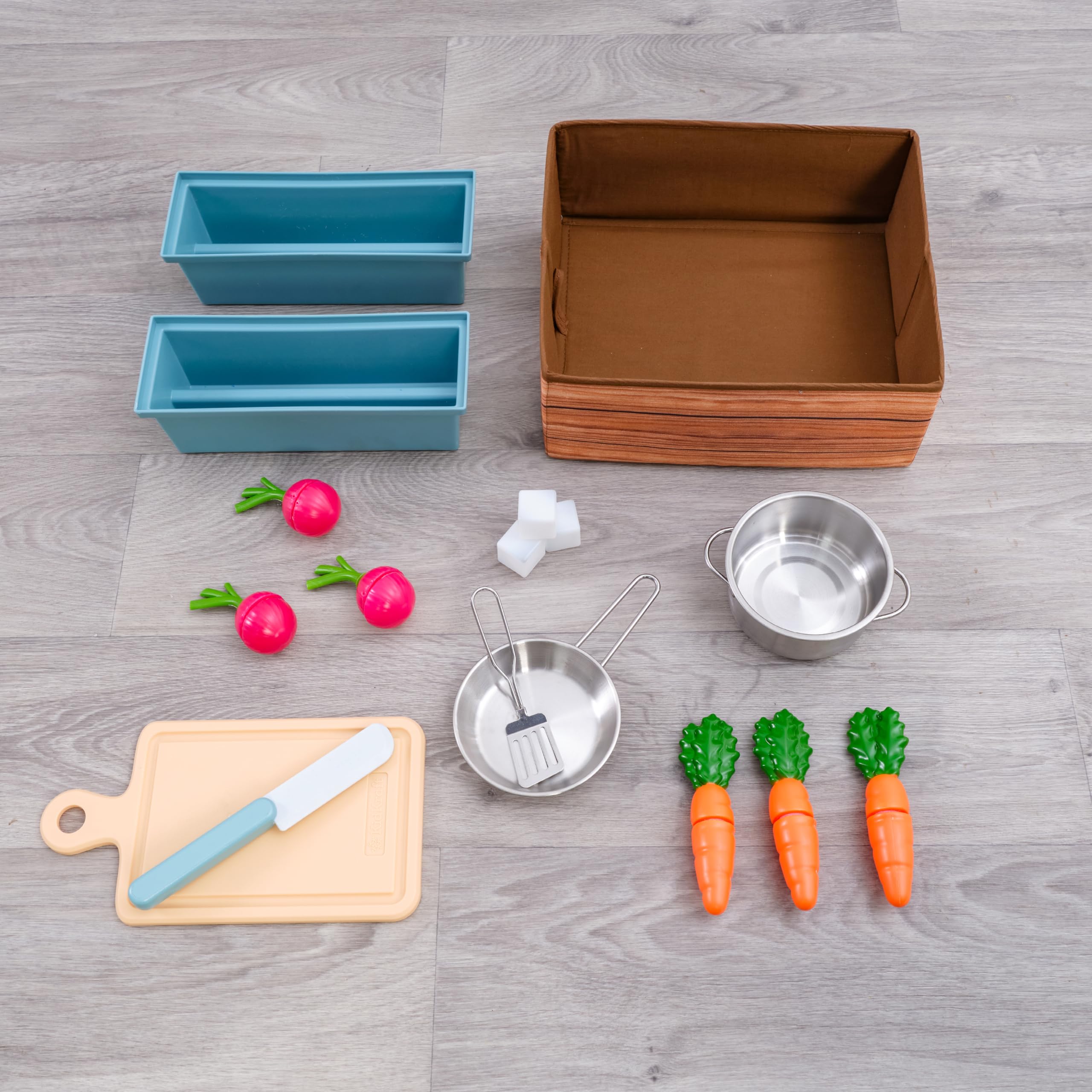 KidKraft Wooden Farm to Table Play Kitchen with EZ Kraft Assembly?, Lights & Sounds, Ice Maker and 17 Accessories