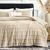 Amélie Home High-End Fleece Queen Comforter Set,Cozy Warm Striped Plush Bedding Set for Winter, 3 Pieces, 1 Cozy Comforter with 2 Pillowcases, Beige, 90"x90"