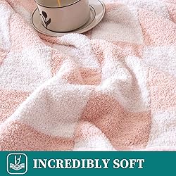 SeaRoomy Checkered Blanket, Ultra Soft Knit Blanket