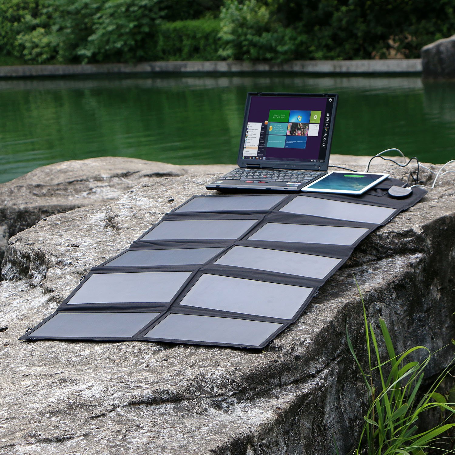 Best Solar Chargers : Laptop Solar Chargers - updated March 2021