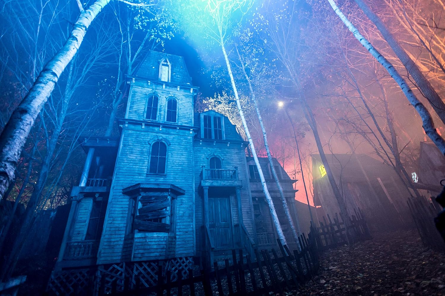 1 Gallon (128 Oz.) Great Party & DJ Fog Juice for Water Based Fog Machines - American Made - Perfect Fog Fluid for Small 400 Watt to Higher Wattage 1500 Watt Foggers: Musical Instruments