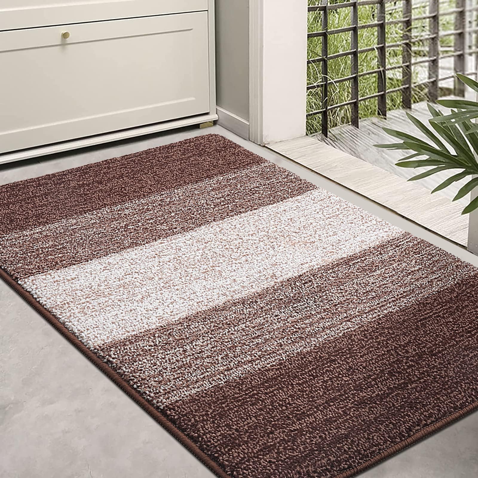 Homaxy Door Mats Indoor, Machine Washable Soft Doormats, Dirt Trapper Super Absorbent Entrance Rug, Non-slip Floor Mats For Inside, Front Back Door, Pets and Dogs (60 X 90 cm, Brown)