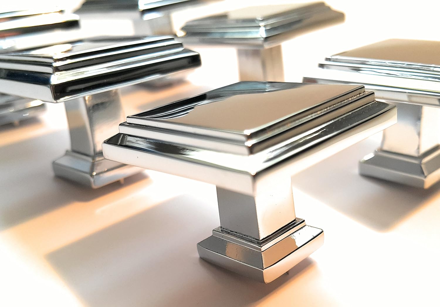 French Furniture Fittings Set of 6 Polished Chrome Art Deco Square Kitchen Cabinet Knobs - Image 3