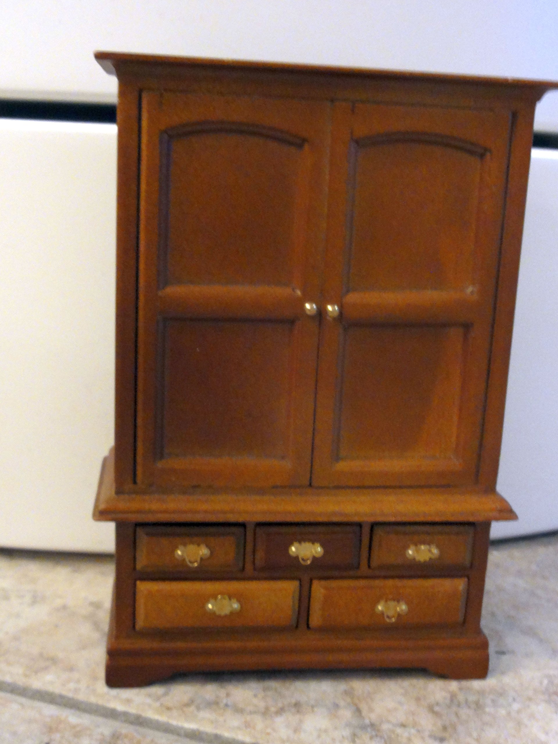 Streets Ahead Oak Blanket Cupboard 1/12 Scale