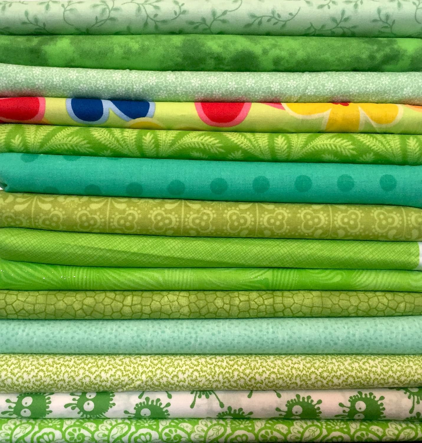 10x FQ's Assorted Lime, Mint, Light Green Quilting Fabric - 100% Cotton