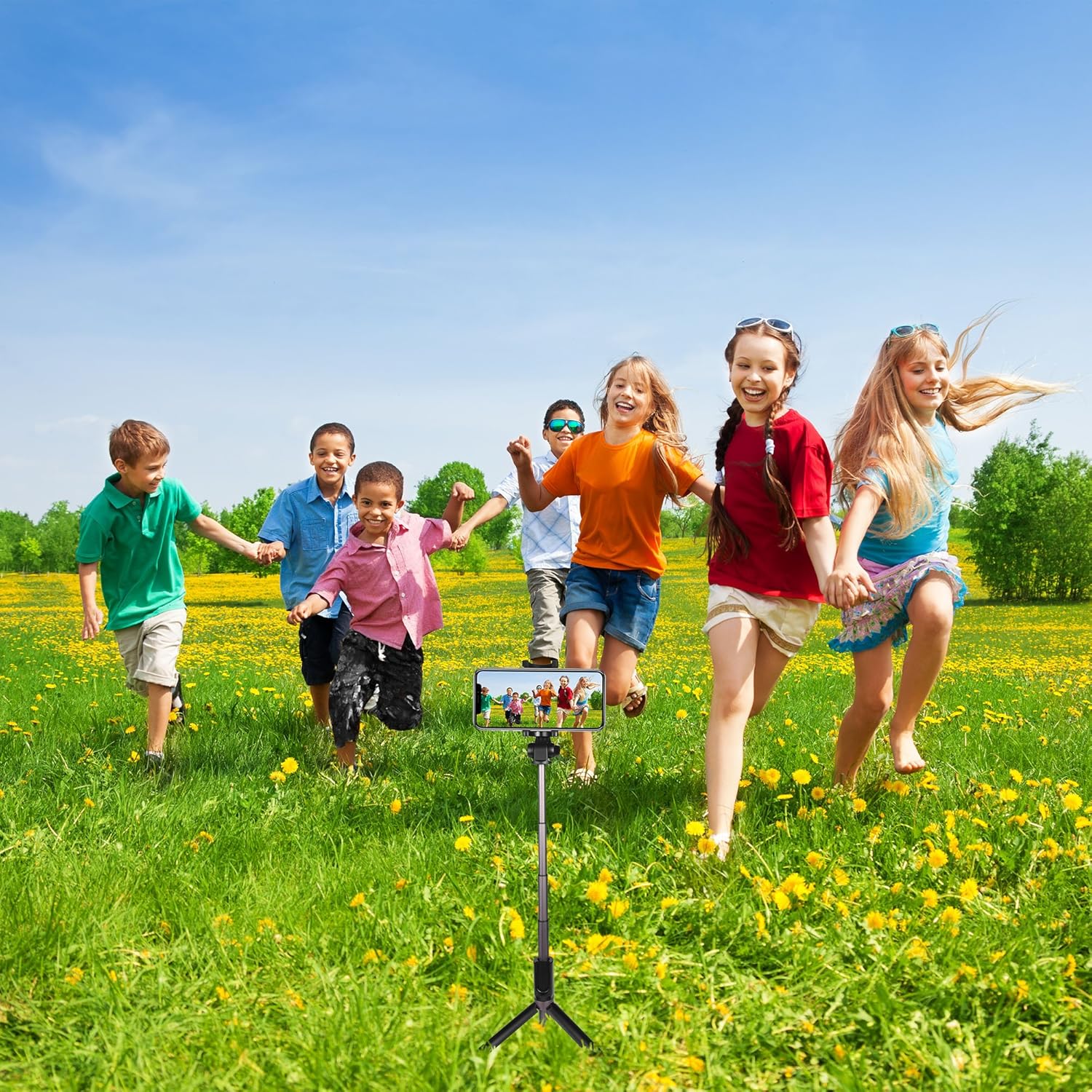 общение в кафе. карта города для дошкольников. Places to go out. плакат places in the town. друзья и встречи.