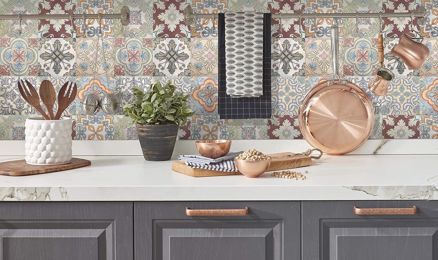 LPS Self-Adhesive Wall Tiles Stickers -18 PCS Moroccan Mosaic Style Wall Art Decor Traditional Vintage Design-Bathroom backsplash Kitchen splashbacks-Peel and Stick Transfer Covers (Mixed Gold)
