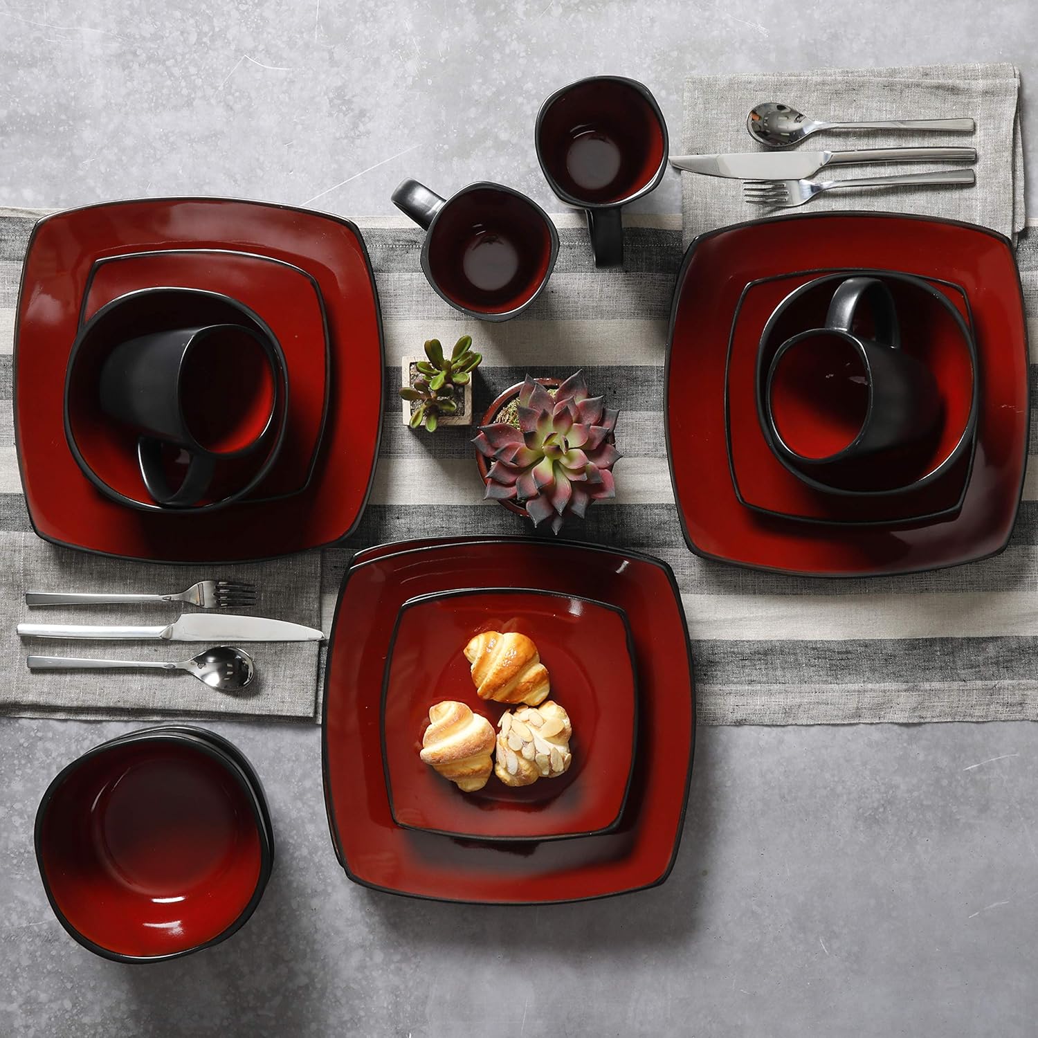 Gibson Soho Lounge 16-Piece Square Reactive Glaze Dinnerware Set, Red: Kitchen & Dining
