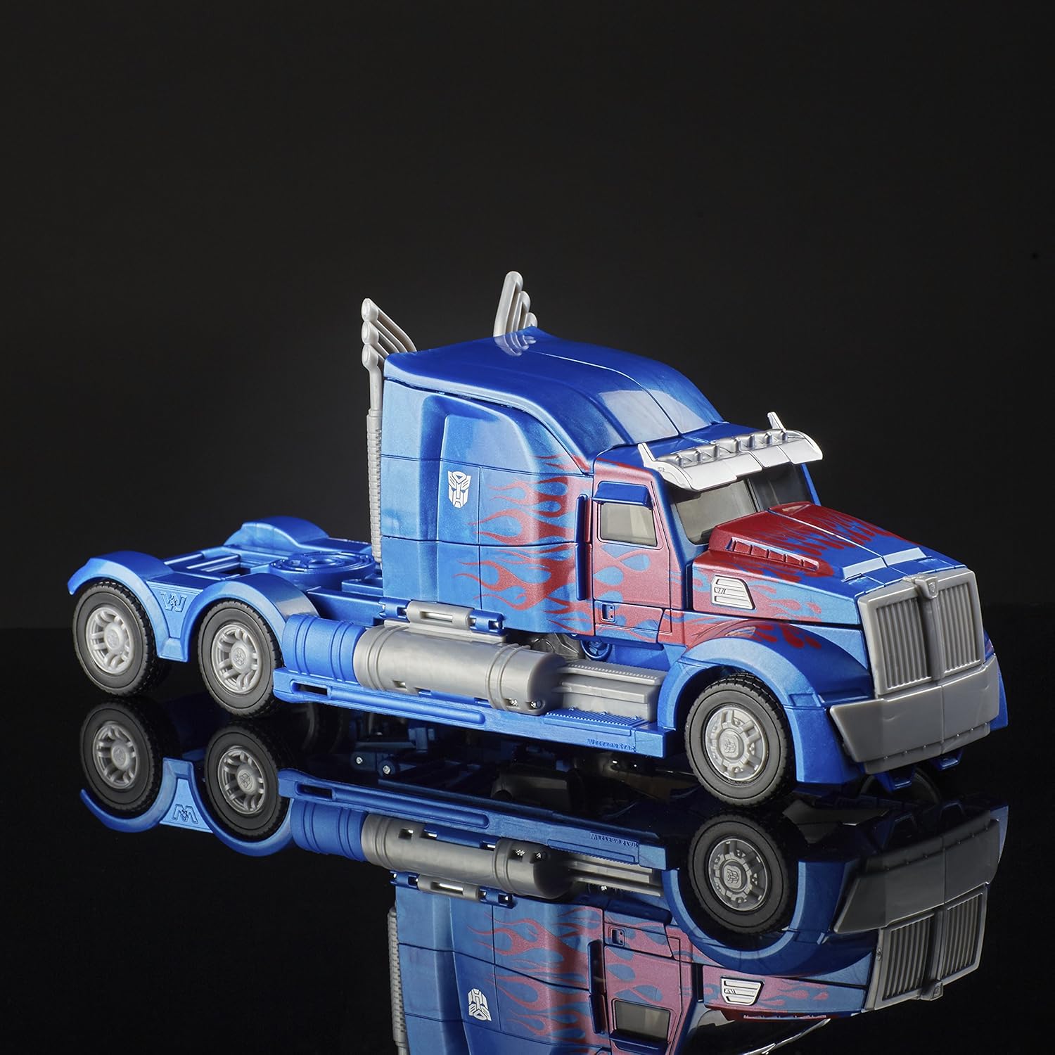 Transformers The Last Knight Premier Edition Leader Class Optimus Prime Figure, Blue, Medium - Image 3