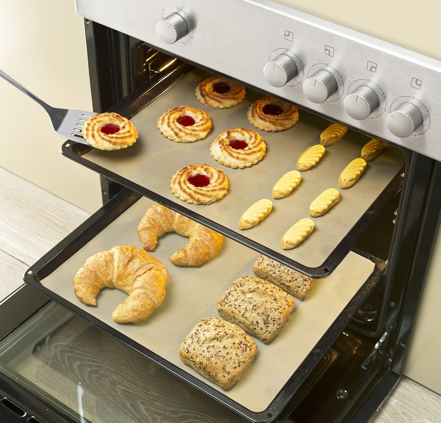 Антипригарный коврик для выпечки. Как пользоваться антипригарным ковриком. Как пользоваться антипригарным ковриком. Алетbaker. Тефлоновый коврик для выпечки многоразовый.