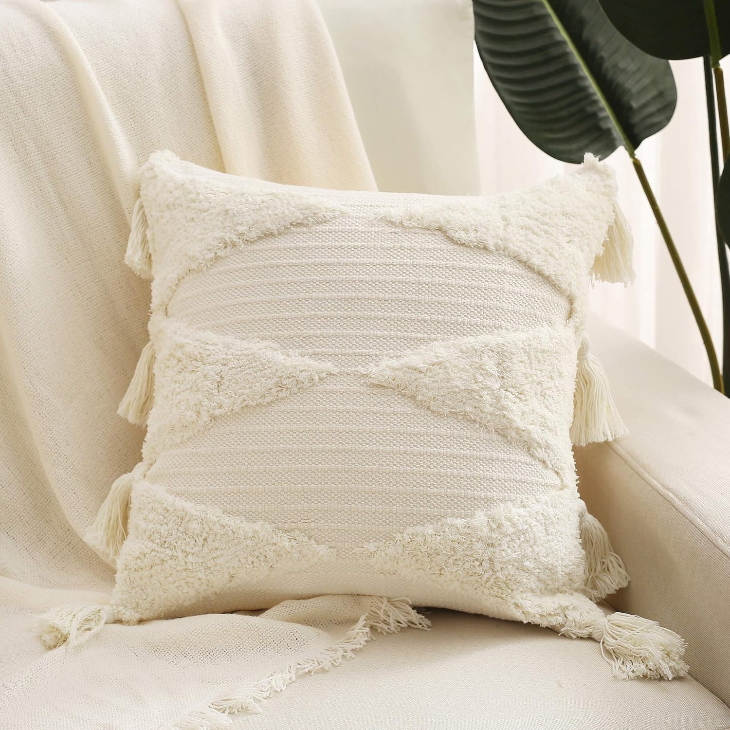LEDOSAKO Boho Tufted Tassel Throw Pillow Cover Cream