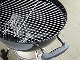 Weber Classic Kettle Charcoal BBQ 47 cm with One-Touch Cleaning Wheels view 2