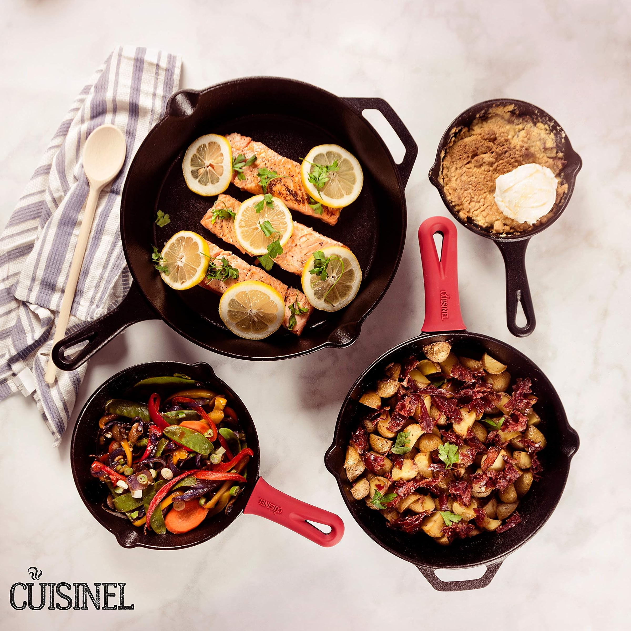 Cuisinel 鋳鉄スキレットセット - 4ピース シェフパン - 6インチ + 8インチ + 10インチ + 12インチ + 耐熱ハンドルホルダー4個 - 熟成オーブン使用可 - 屋内/屋外使用 - グリル コンロ、IH対応