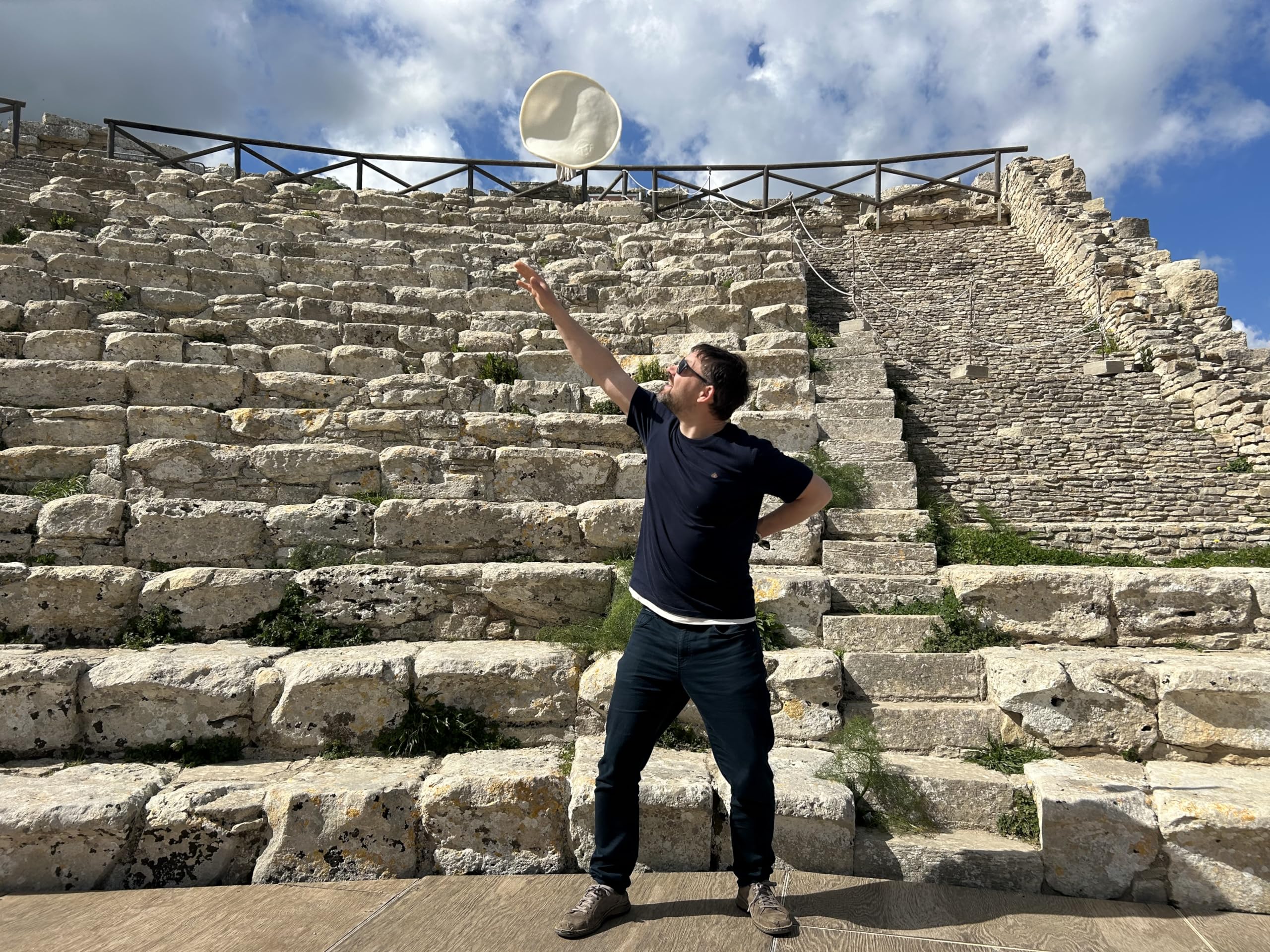 Training pizza disc for pizza acrobatics. Pizza di gomma - Spinning dough - Throw dough with silicone disc - size 13 inch. Rubber pizza.