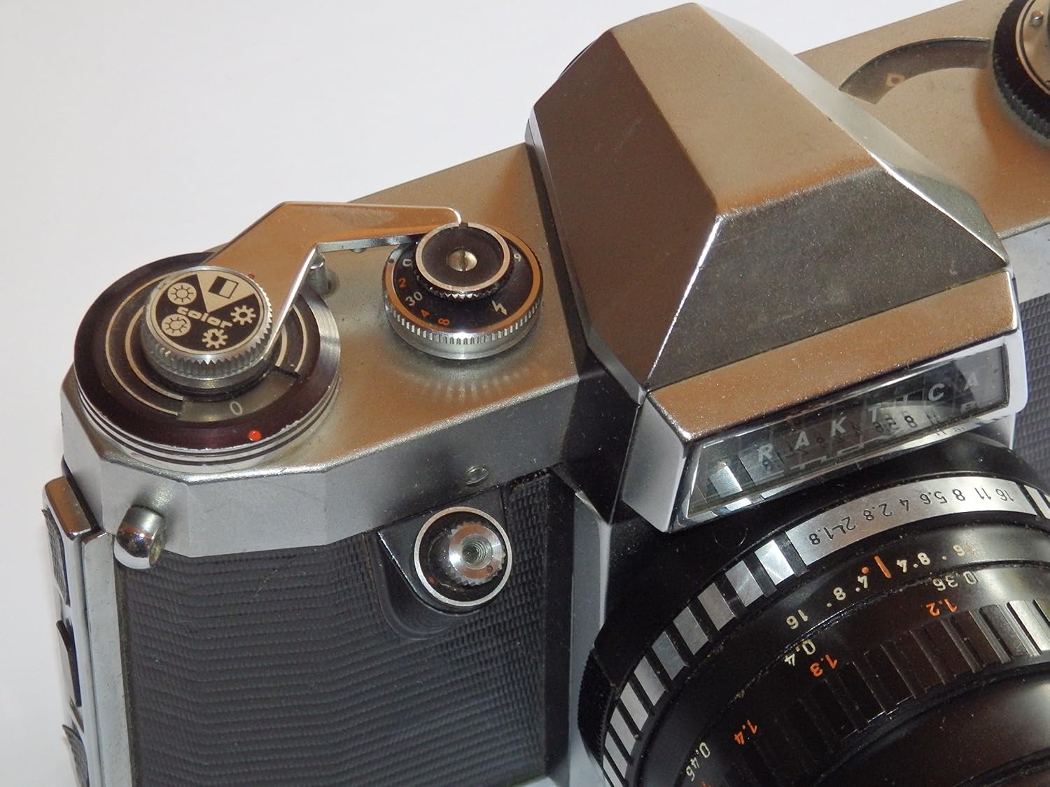 Praktica Nova B de VEB Pentacon Dresden - Cámara réflex con ...