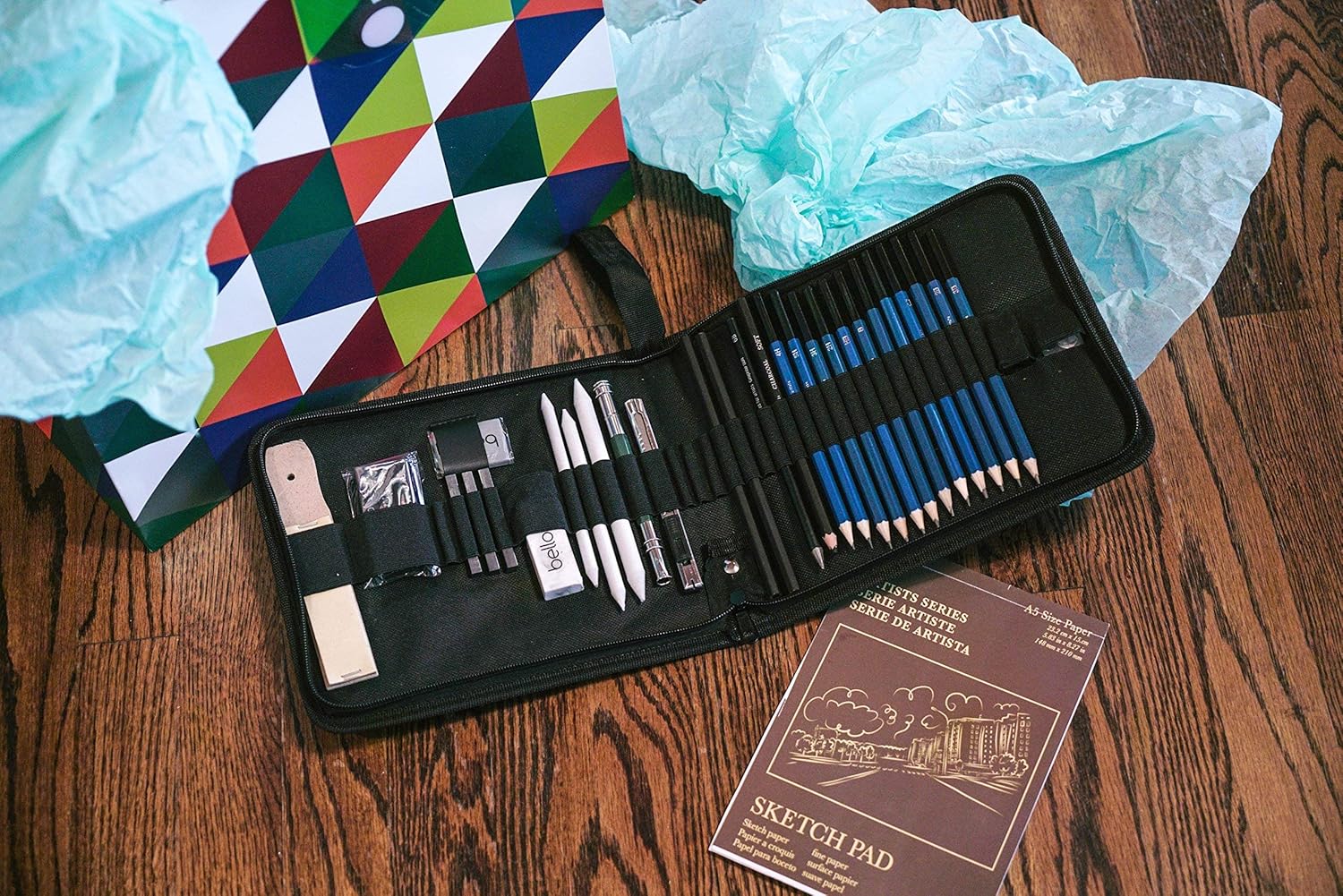 Bellofy Professional Drawing Kit Artist Drawing Supplies Kit | 33-piece Sketch Kit, Erasers, Kit Bag, Free Sketchpad | Perfect Graphite Drawing Pencil Set for Sketching | Art Pencils For Shading: Arts, Crafts & Sewing