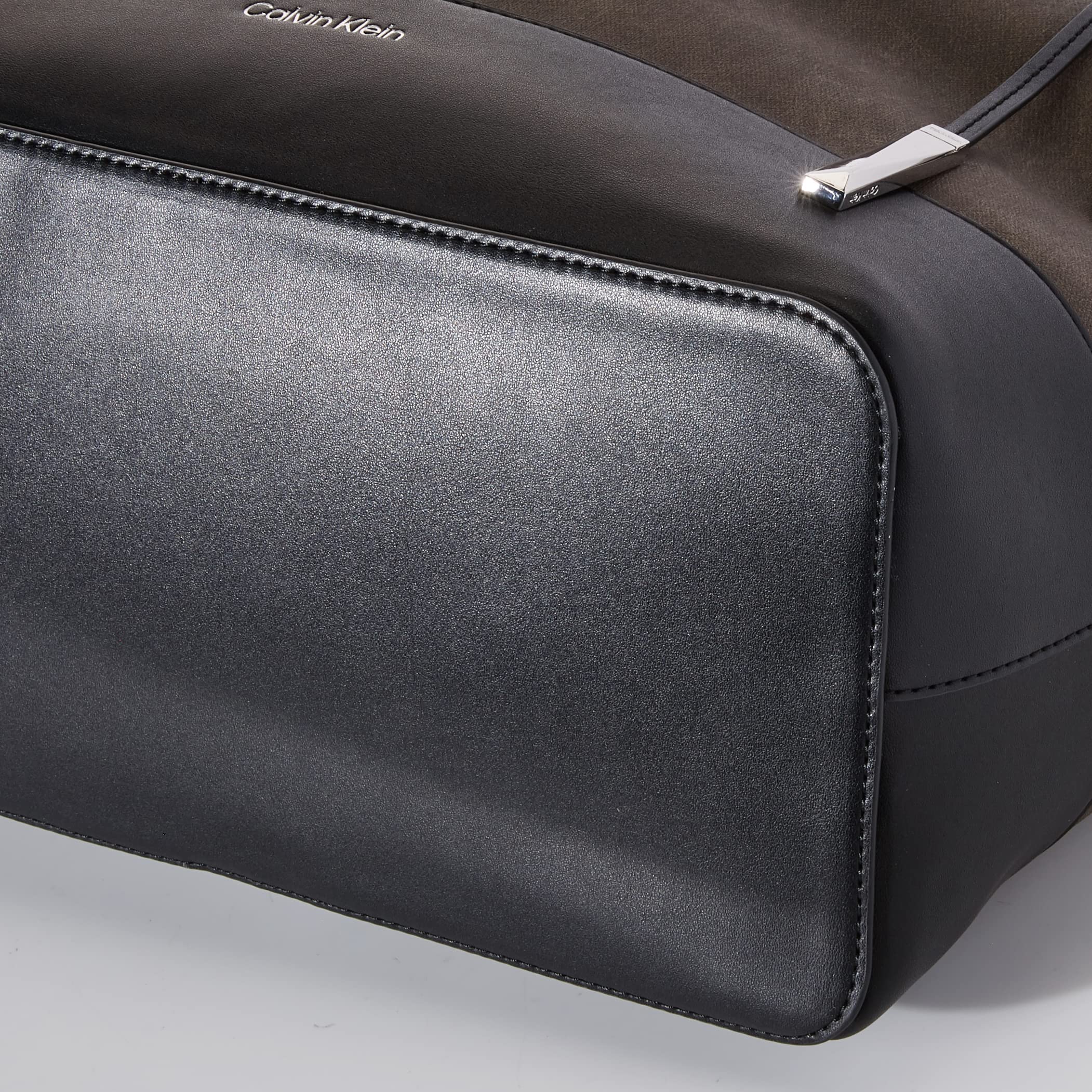 Calvin Klein Gabrianna Bubble Lamb North/South Key Item Tote