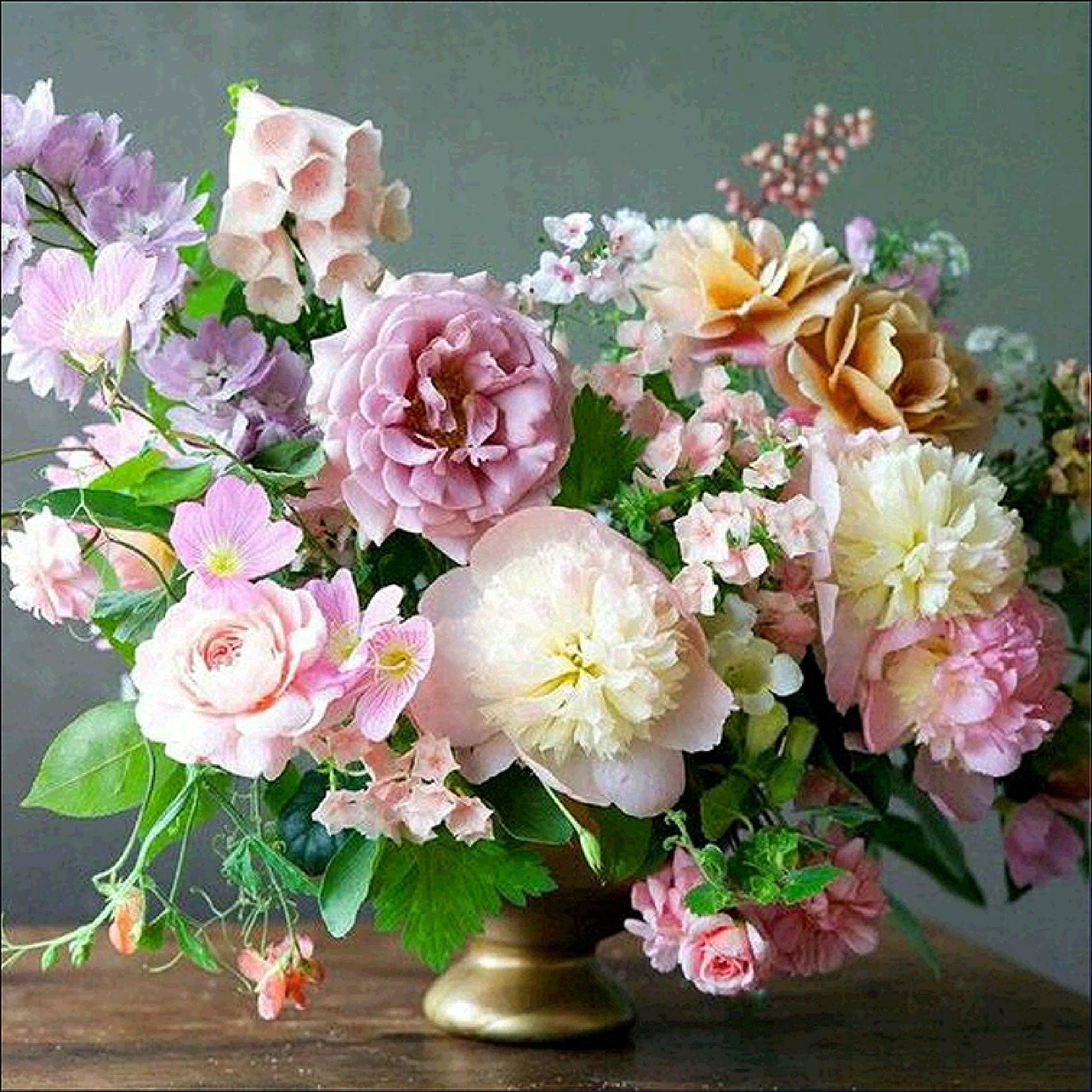 SKRYUIE 5D Diamond Painting White Pink Flower Full Drill by Number Kits for Adults, DIY Rhinestone Pasted Paint Set for Arts Craft Decoration 35x35cm(14x14inch)