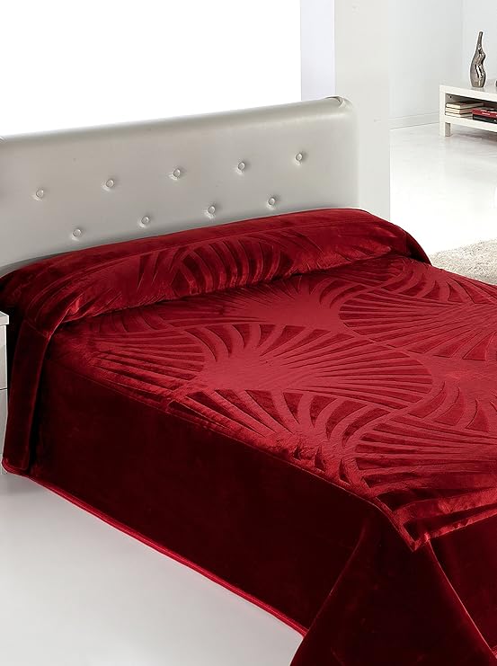 Blankets Mora Blanket Velvet Serena Bordeaux 220 x 240 Amazon.co.uk