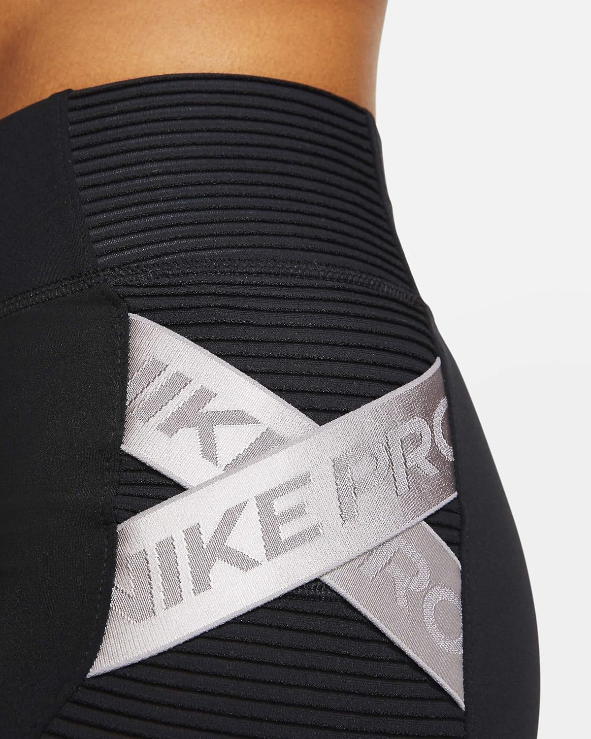 nike women's aeroadapt pro 3 short