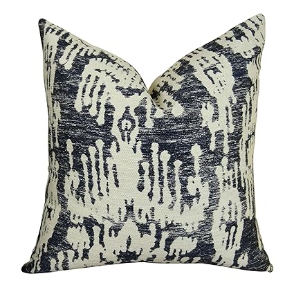 Amazon Com Thomas Collection Navy And Ivory Ikat Throw Pillow