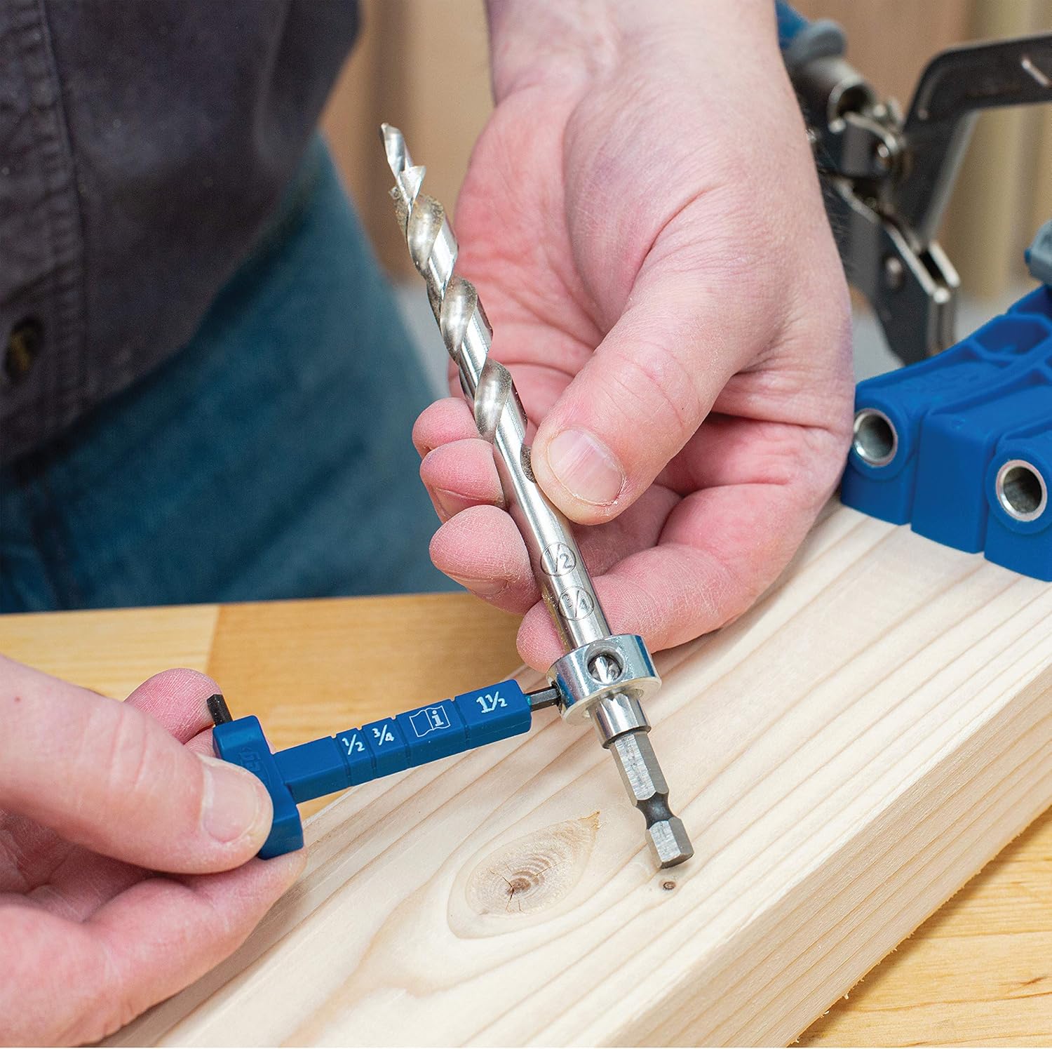 Kreg Pocket Hole Jig 320 with KHC-MICRO 2 inch Classic Face Frame Clamp (320 Jig w/Clamp) - - 