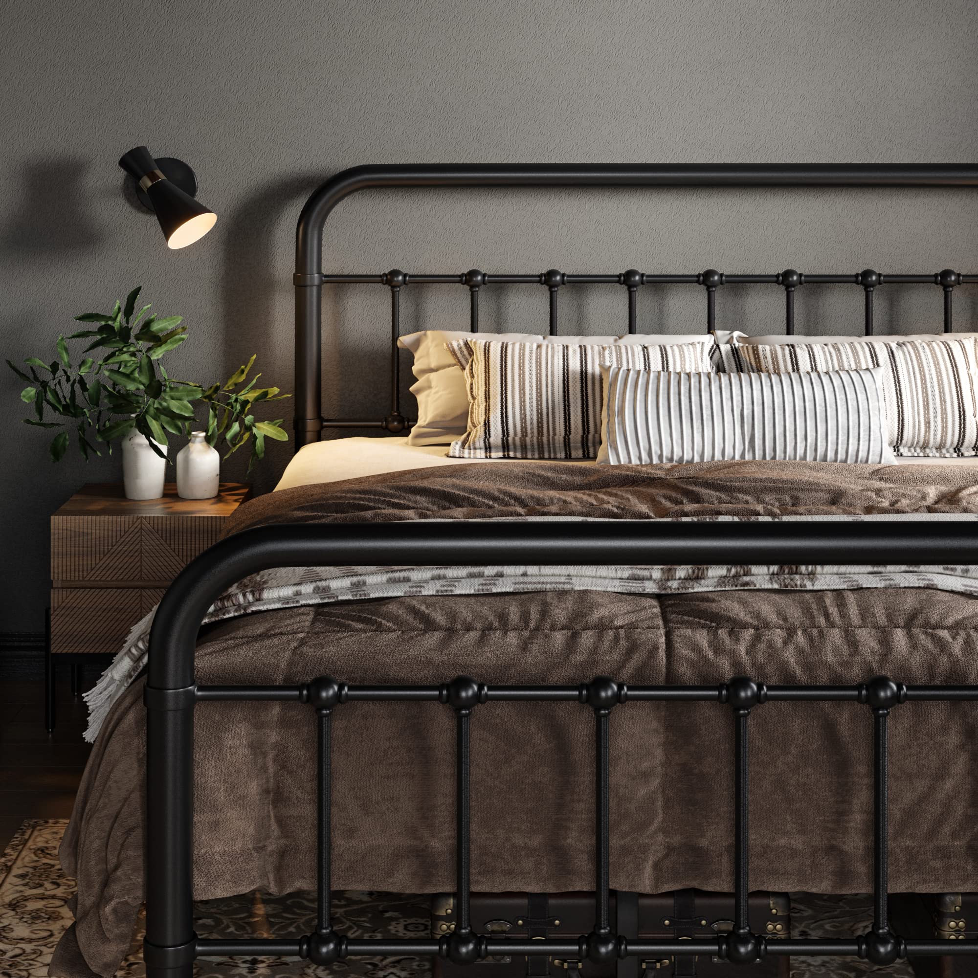 Classic Victorian iron elegance