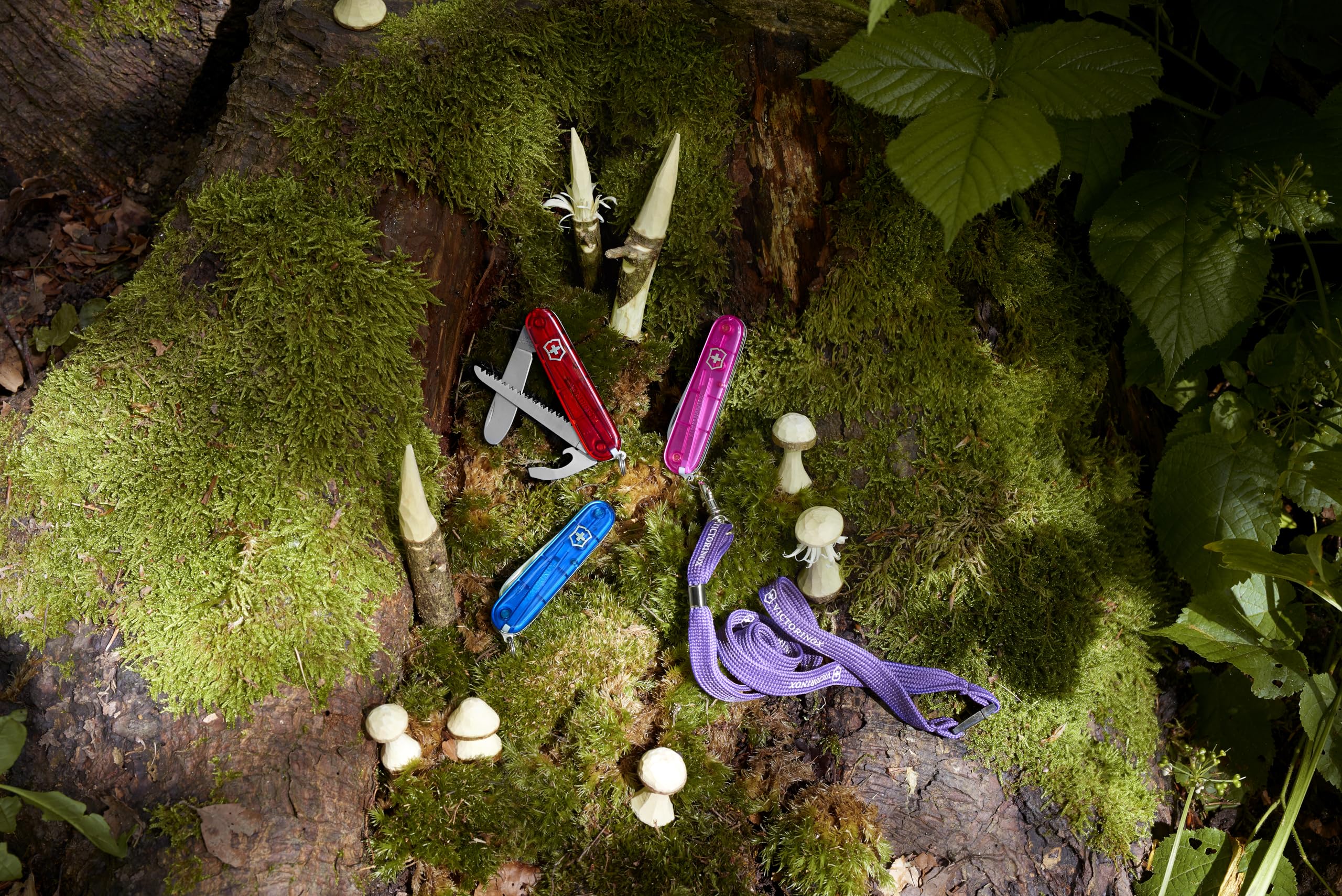 Victorinox Schweizer Taschenmesser, My First Victorinox Multitool, Swiss Army Knife mit 9 Funktionen, Klinge ohne Spitz, Schraubendreher 5 mm 5