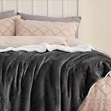 Bedsure Sherpa Fleece Throw Blanket 150x200 Dark Grey Twin/Double view 4