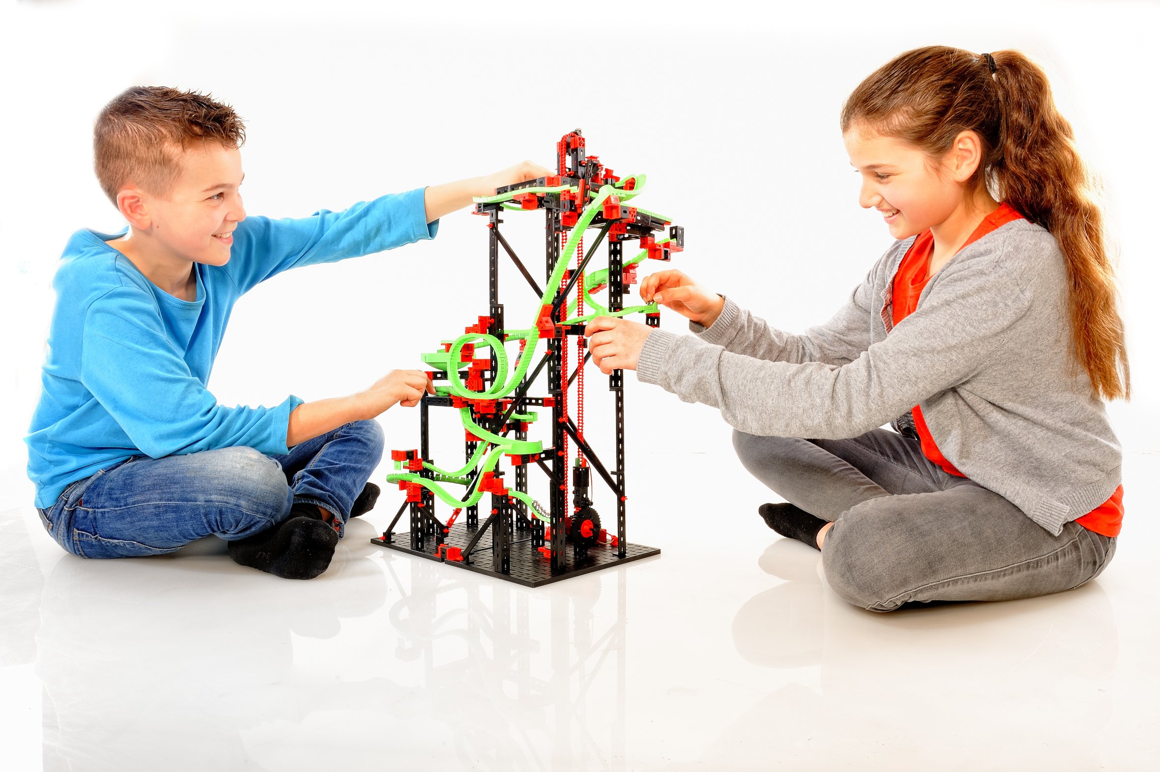 Fischertechnik 536621 Dynamic L2 ball track - kit for children aged 9 and up, educational toy with motor and high-speed curves, green