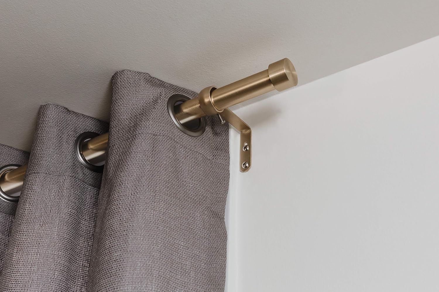 Umbra 245973-104-REM Cappa Curtain Rod, Includes 2 Matching Finials, Brackets & Hardware, 36 to 66-inches, Brass: Home & Kitchen