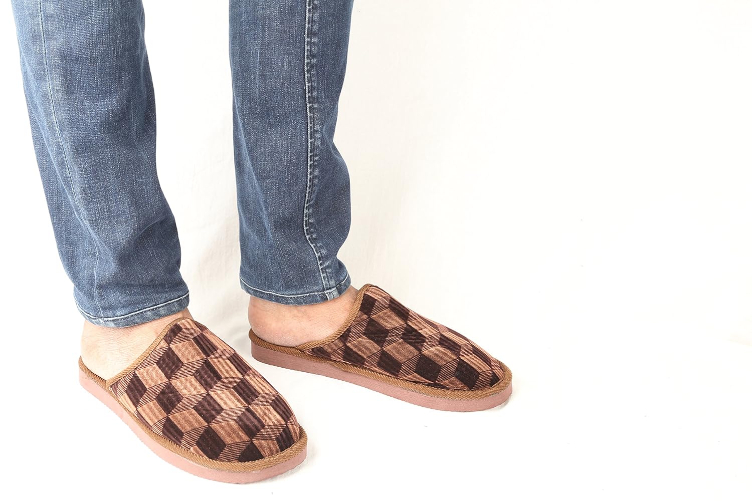 r&m unisex home rubber flip-flops