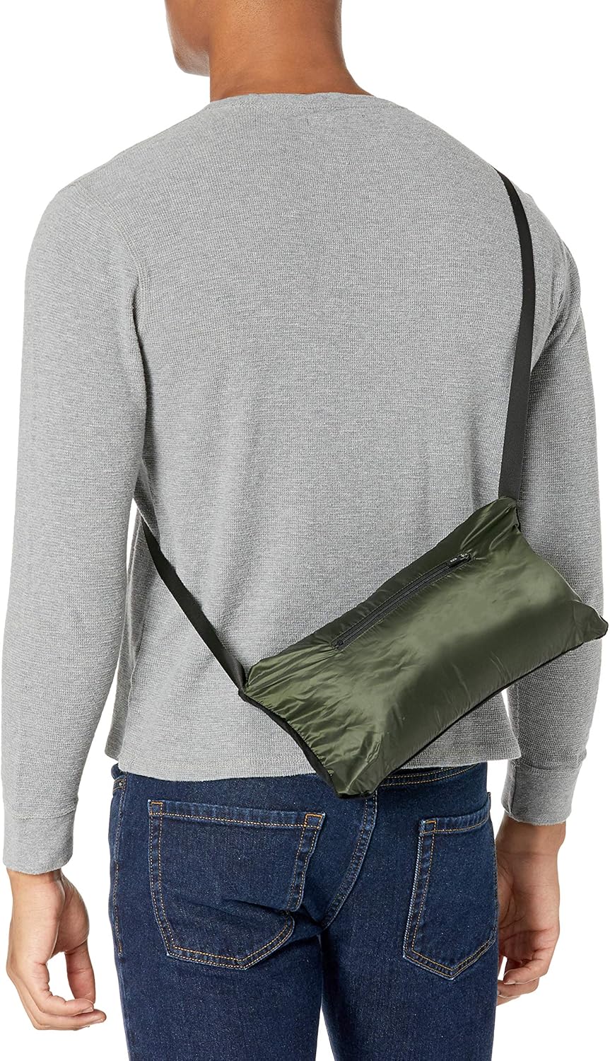 TUMI mens Tumipax Vest at  Men’s Clothing store