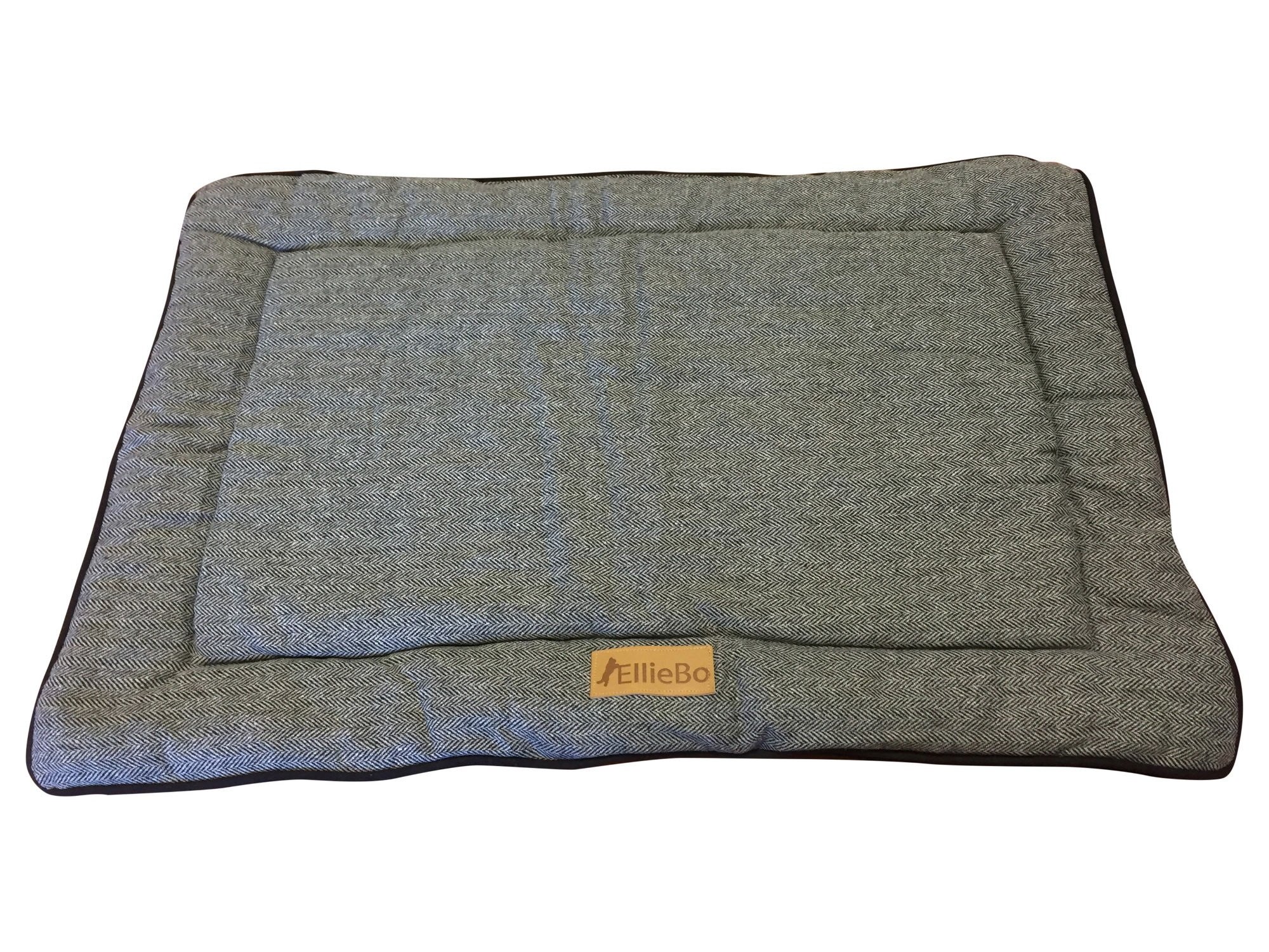 Ellie-Bo Large Reversible Tweed and Black Faux Fur Mat for 36-inch Dog Cage