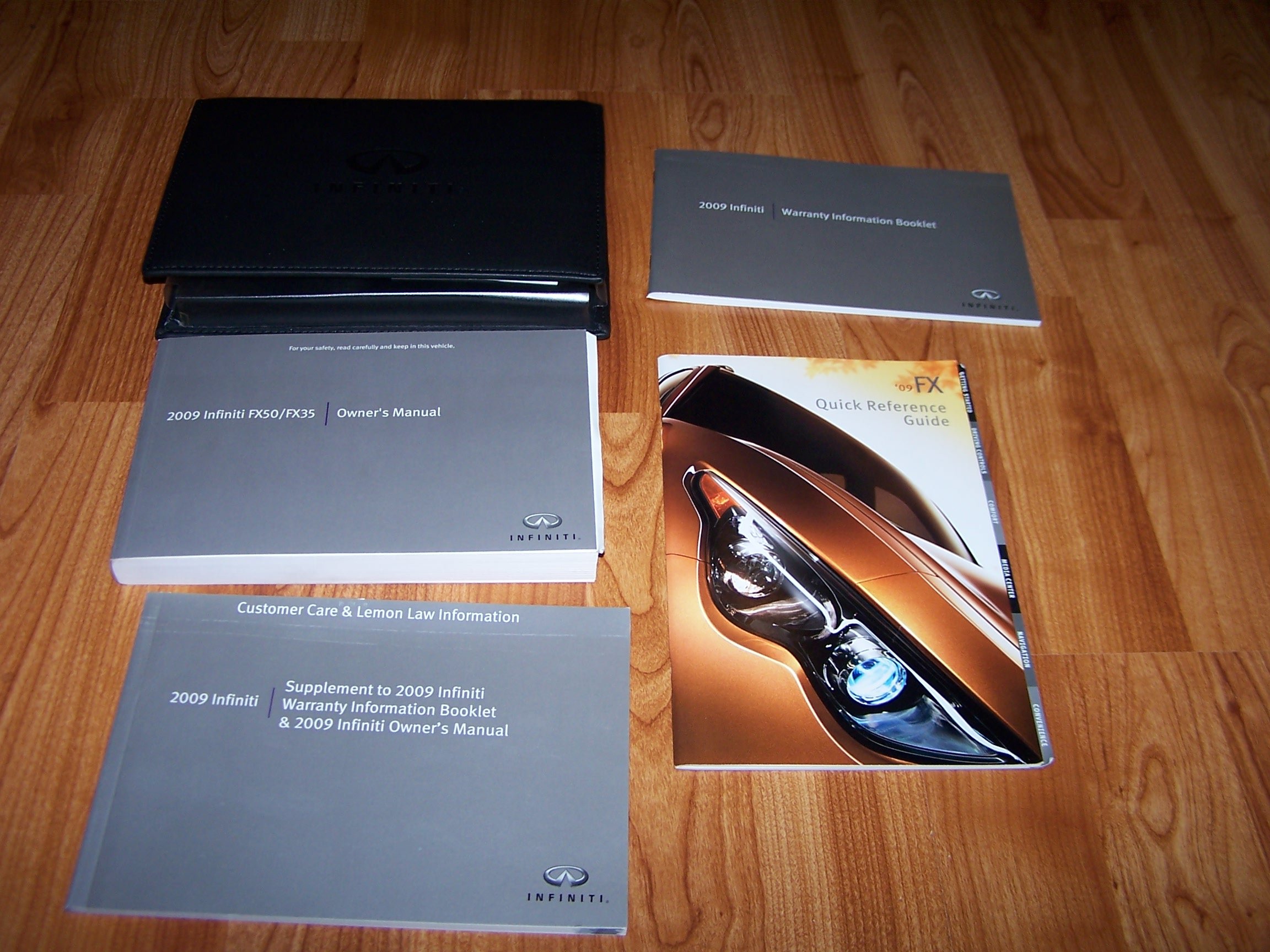 2009 Infiniti FX35 Owners Manual Paperback – 2009