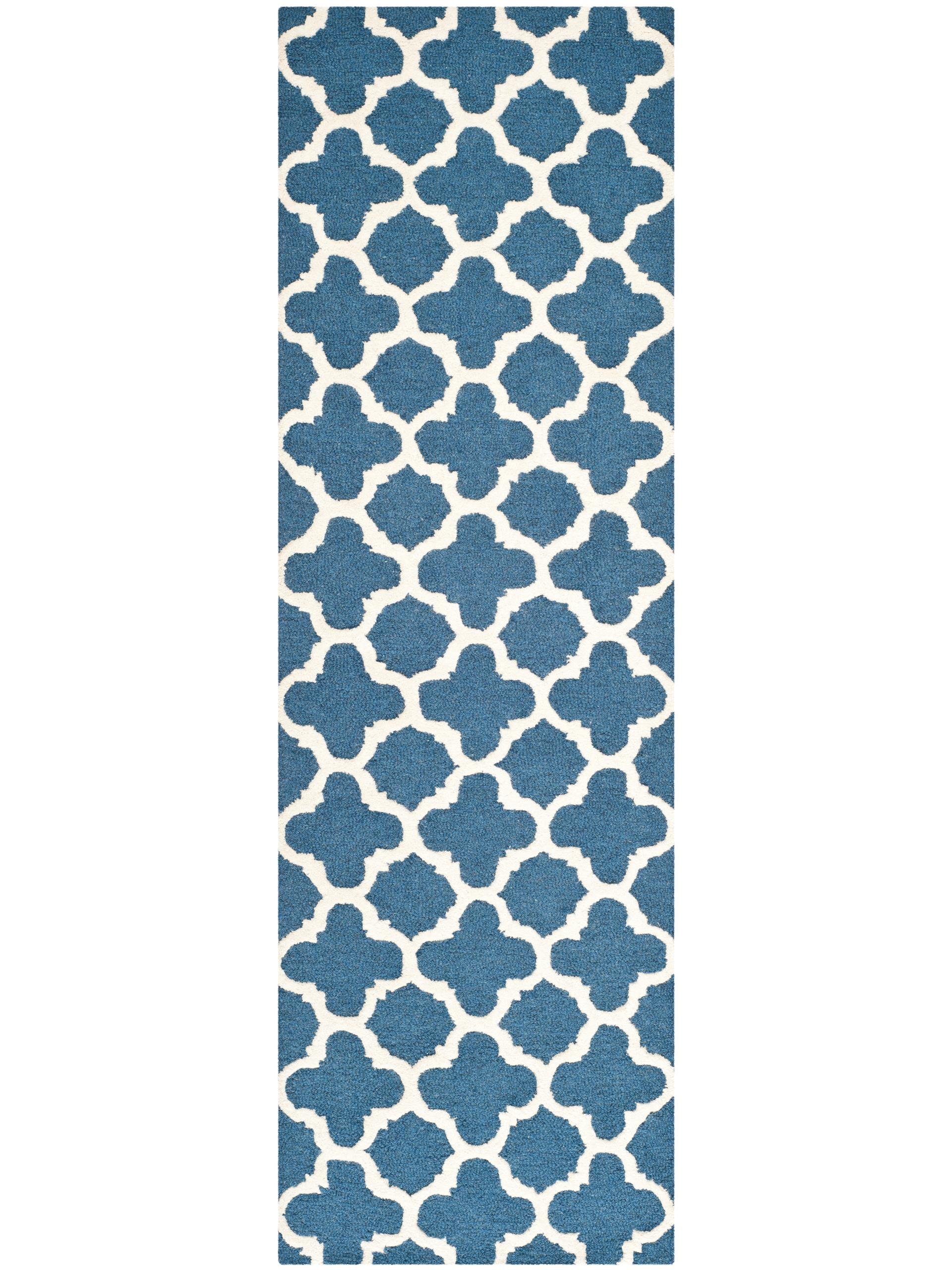 Safavieh Geometric Indoor Hand Tufted Accent Area Rug, Cambridge Collection, CAM130, in Navy / Ivory, 61 X 91 cm for Living Room, Bedroom or Any Indoor Space
