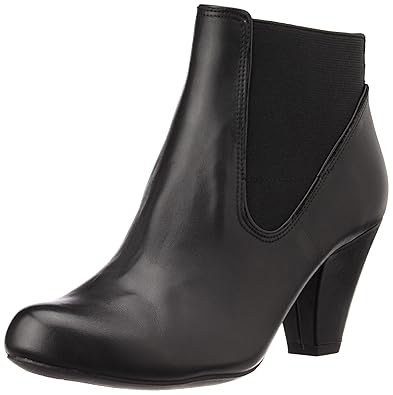 clarks ladies boots size 9