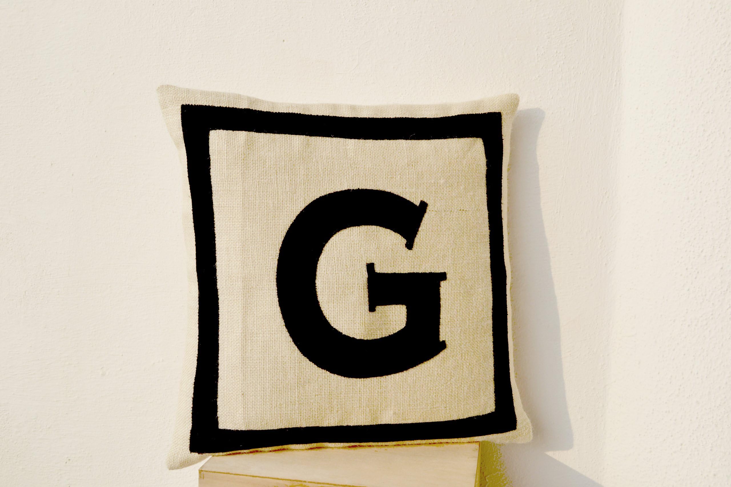 Amore Beaute Handmade Personalised Monogram Cushion Cover - Jute Hessian Cushion Covers - Black Cotton Monogram on Ivory Jute - Cotton Applique - Decorative Cushion Cover - Appliqued Cushion Cover with Cotton Applique on Jute (40 x 40 cm)