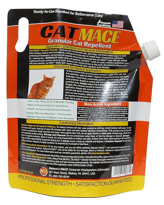 Amazon Com Nature S Mace Cat Repellent 2 2lb Treats 1 500 Sq Ft Keep Cats Out Of Your Lawn And Garden Train Your Cat To Stay Out Of Bushes Safe To