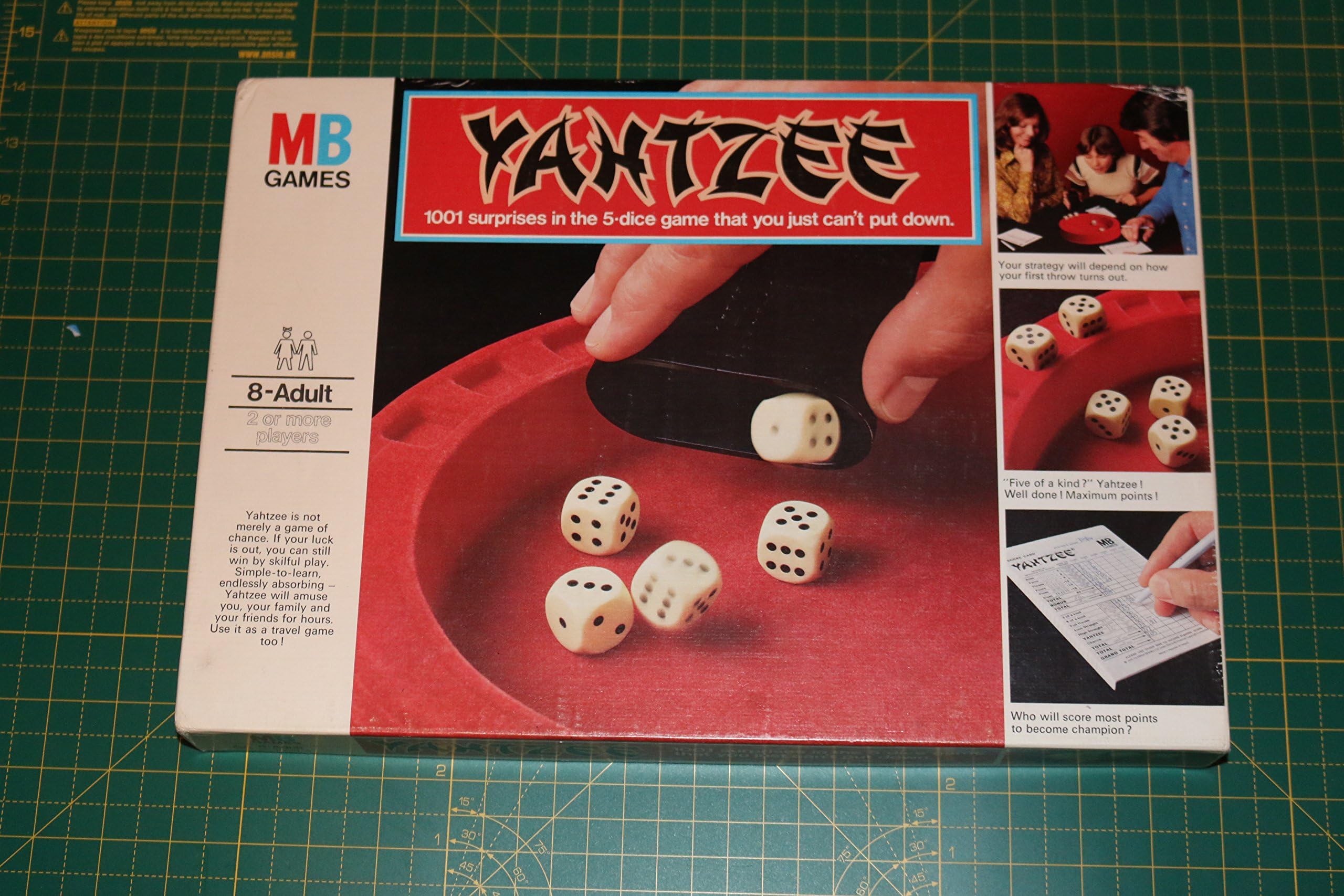 YAHTZEE. VINTAGE ORIGINAL UNBARCODED 1976 ISSUE